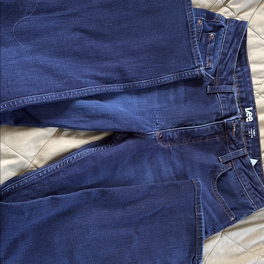 Lee women’s  Blue Jeans